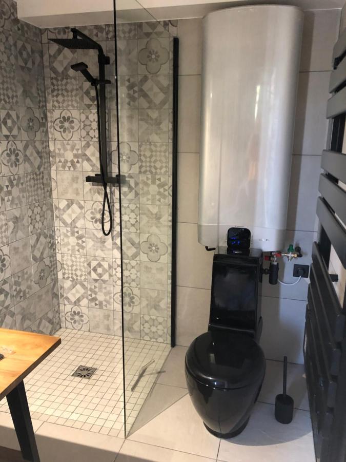 אטרטאט Maisonnette Loft Jardin Et Parking By Art De Voyager מראה חיצוני תמונה